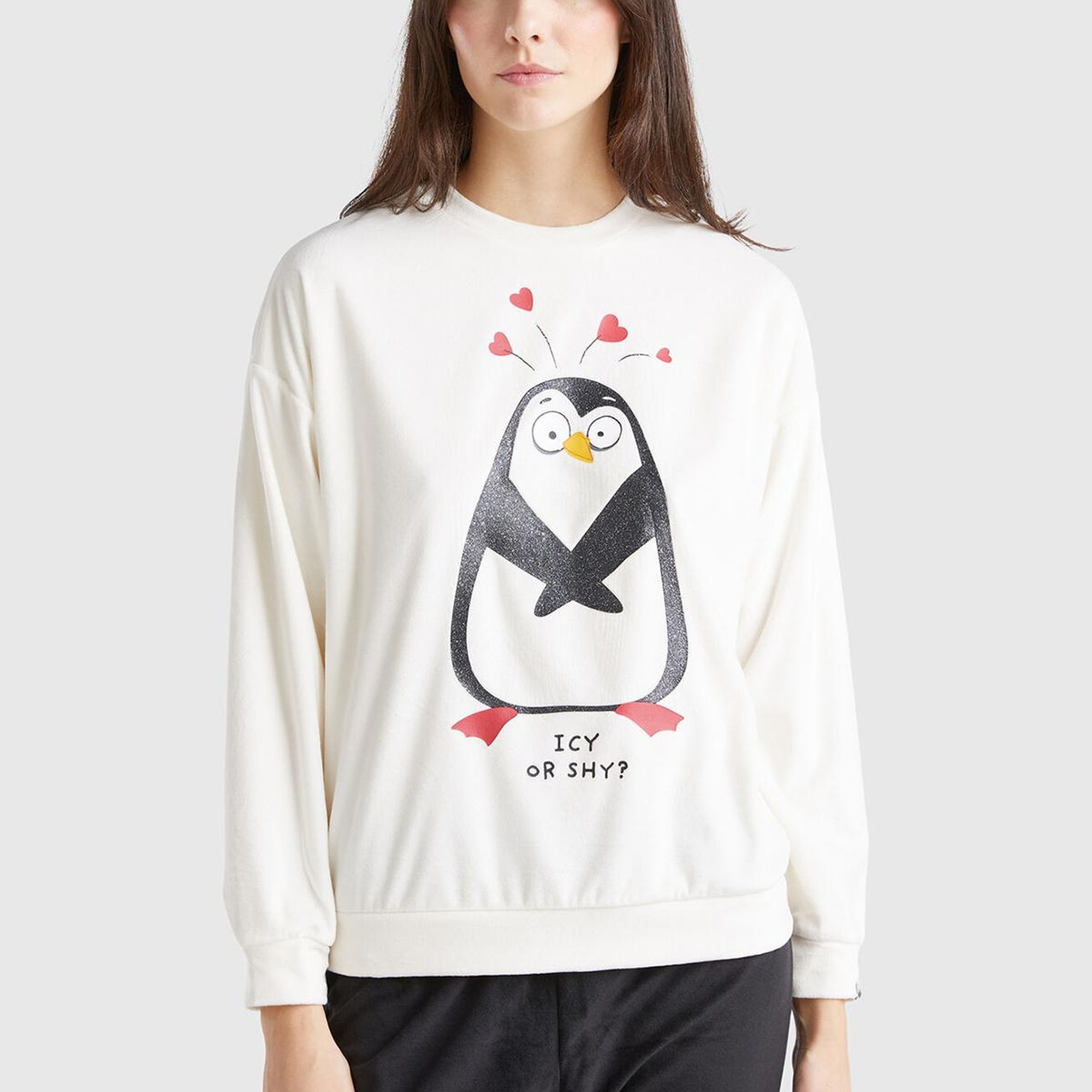 Kadın Krem Kol Ucu Logo Etiketli Önü Baskılı Pijama Üstü