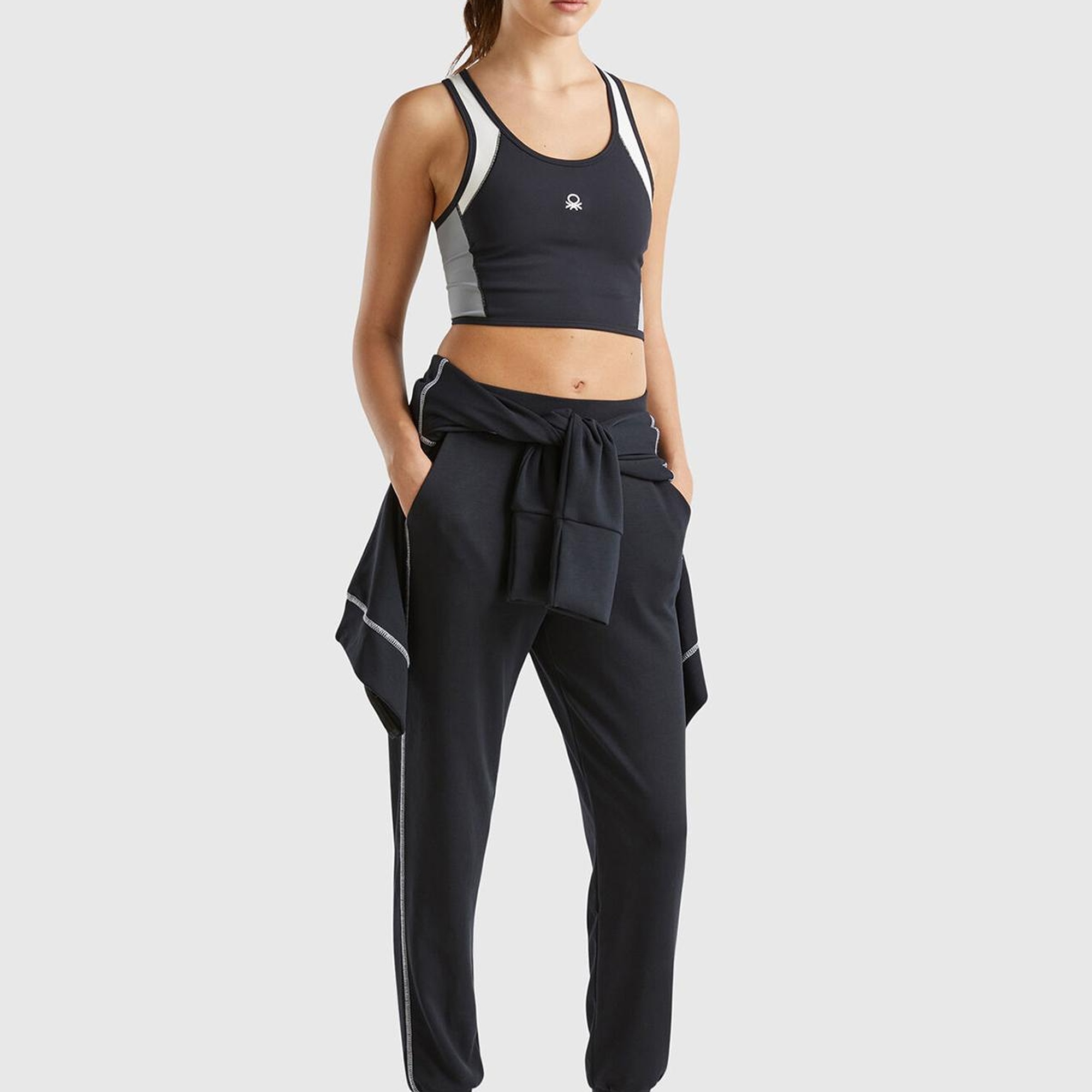 Kadın Siyah Modal Karışımlı Önü Logo Detaylı Bilek Manşetli Eşofman Altı