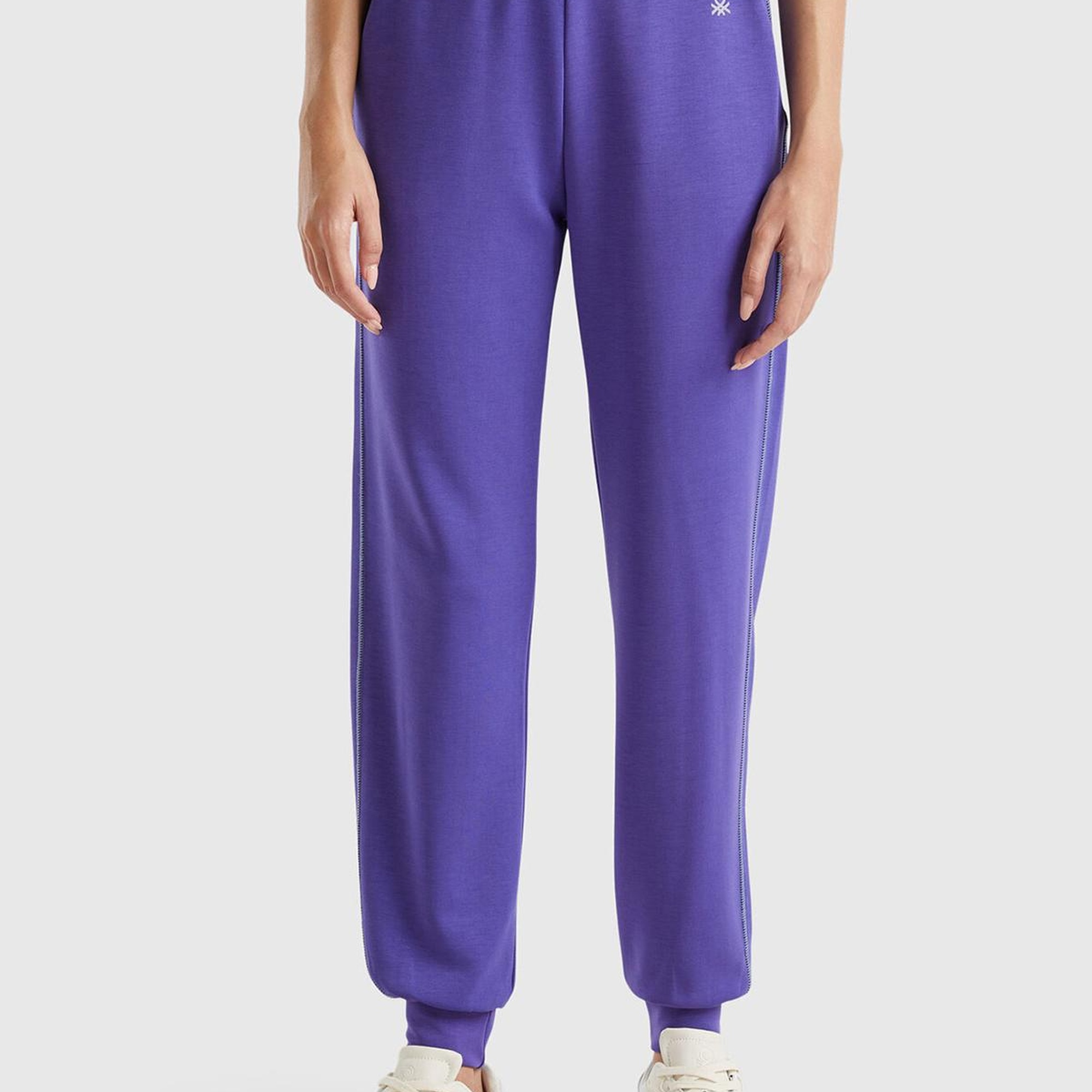 Kadın Mor Modal Karışımlı Önü Logo Detaylı Bilek Manşetli Eşofman Altı