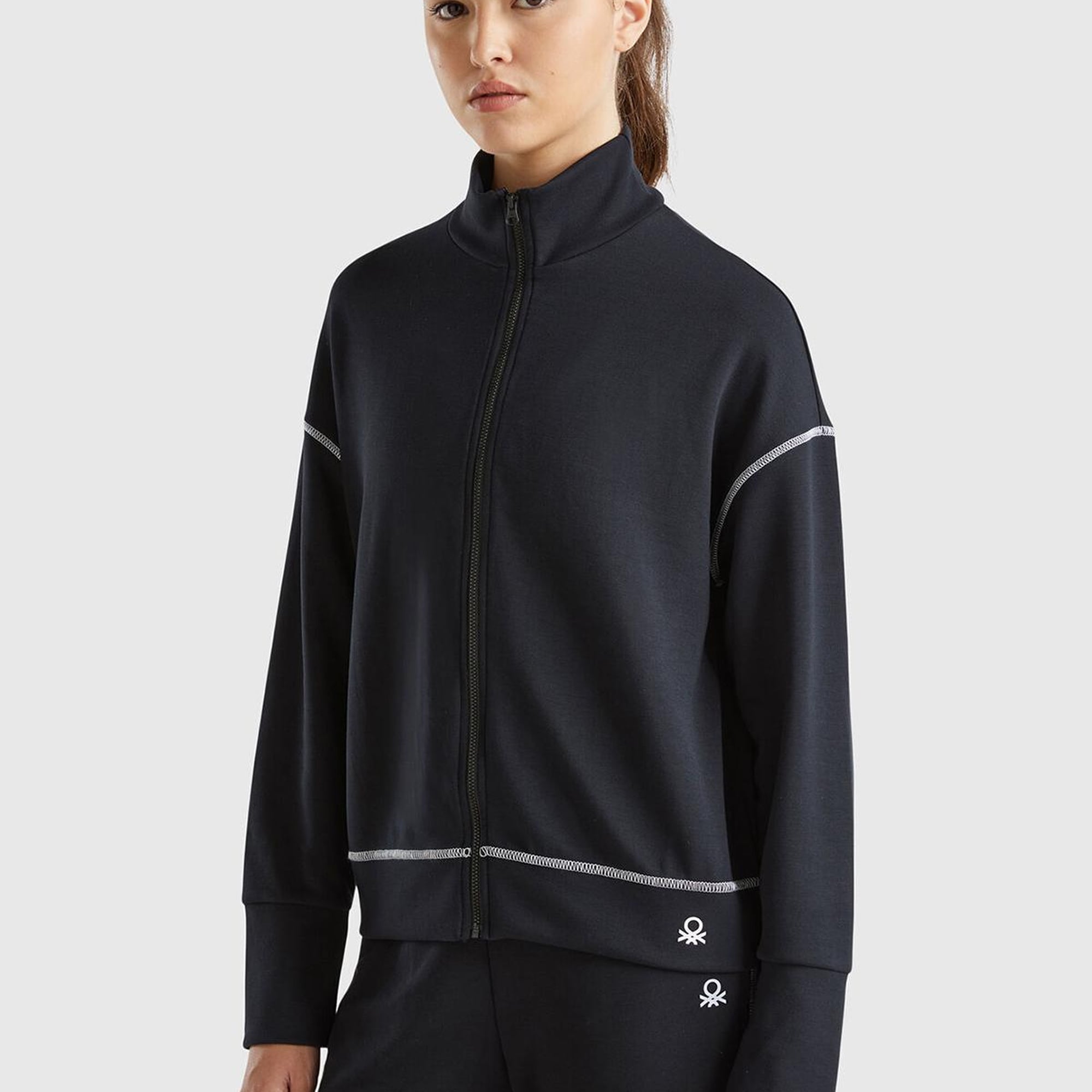 Kadın Siyah Modal Karışımlı Önü Fermuarlı Yüksek Yaka Sweatshirt