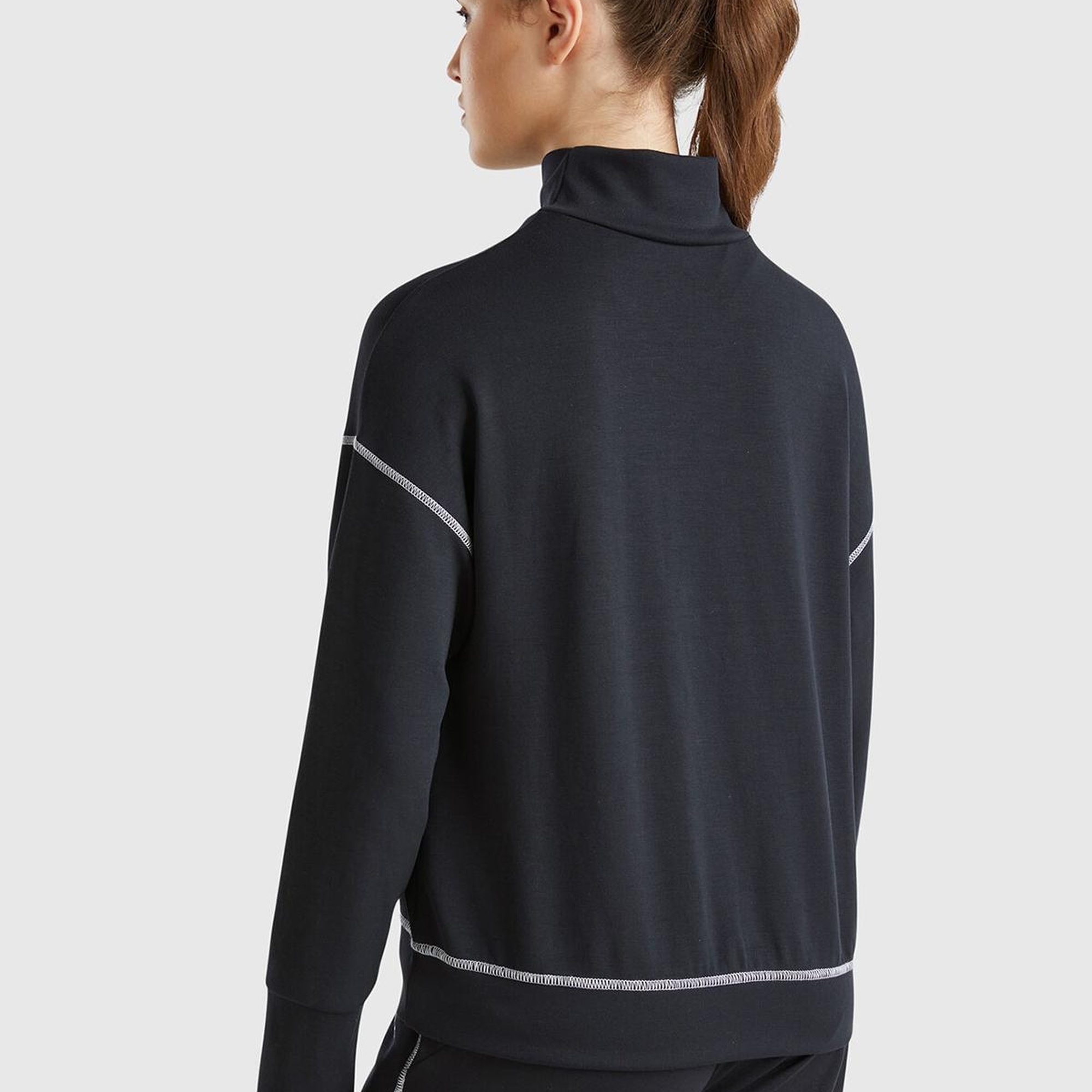 Kadın Siyah Modal Karışımlı Önü Fermuarlı Yüksek Yaka Sweatshirt