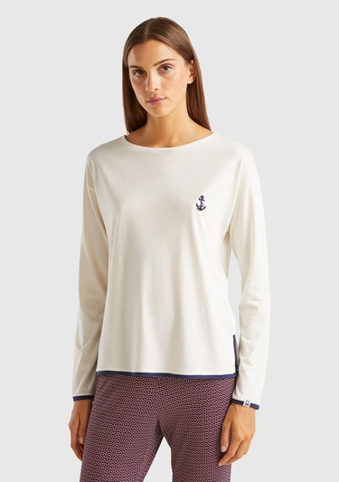  Kadın Krem Pamuk ve Viskoz Karışımlı Göğsü İşlemeli Uzun Kollu Pijama Üstü