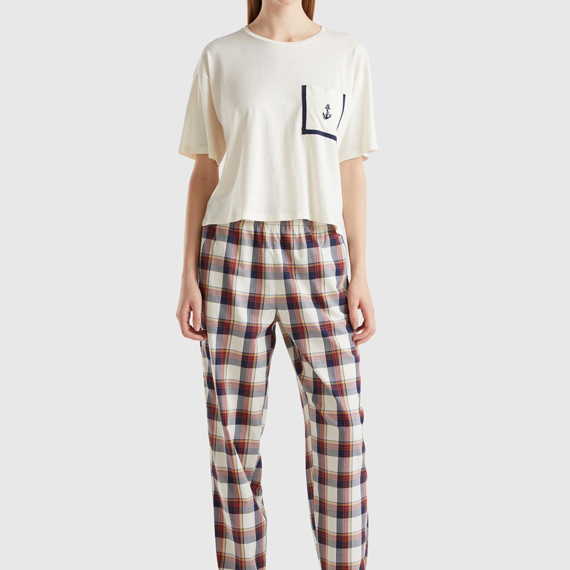 Kadın Krem Pamuk ve Viskoz Karışımlı Göğüs Cebi İşlemeli T-Shirt