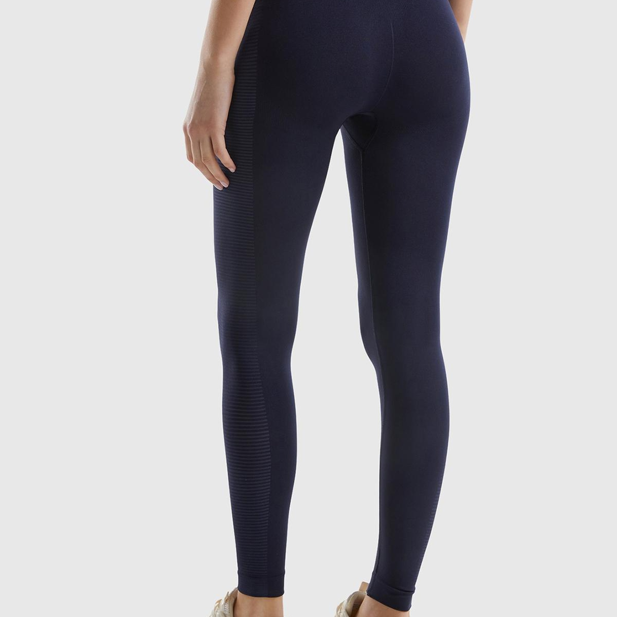 Kadın Koyu Lacivert Önü Logo İşlemeli Push-Up Sporcu Taytı