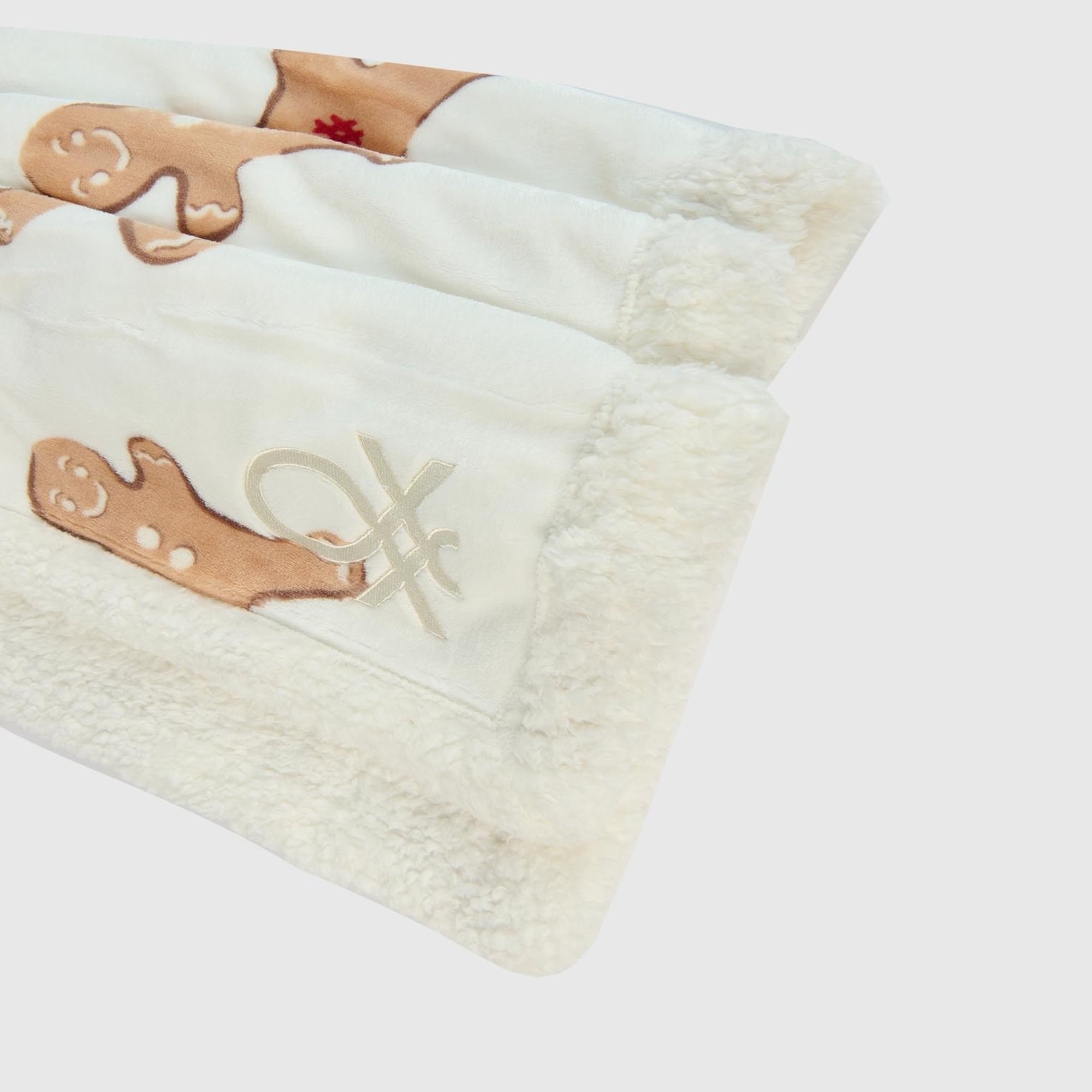 Unisex Beyaz Ucu Logo Baskılı Tamamı Desenli Yumuşak Kenarlı Battaniye