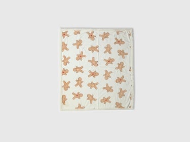  Unisex Beyaz Ucu Logo Baskılı Tamamı Desenli Yumuşak Kenarlı Battaniye