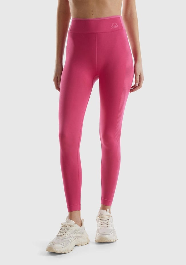  Kadın Fuşya Önü Logo İşlemeli Push-Up Sporcu Taytı