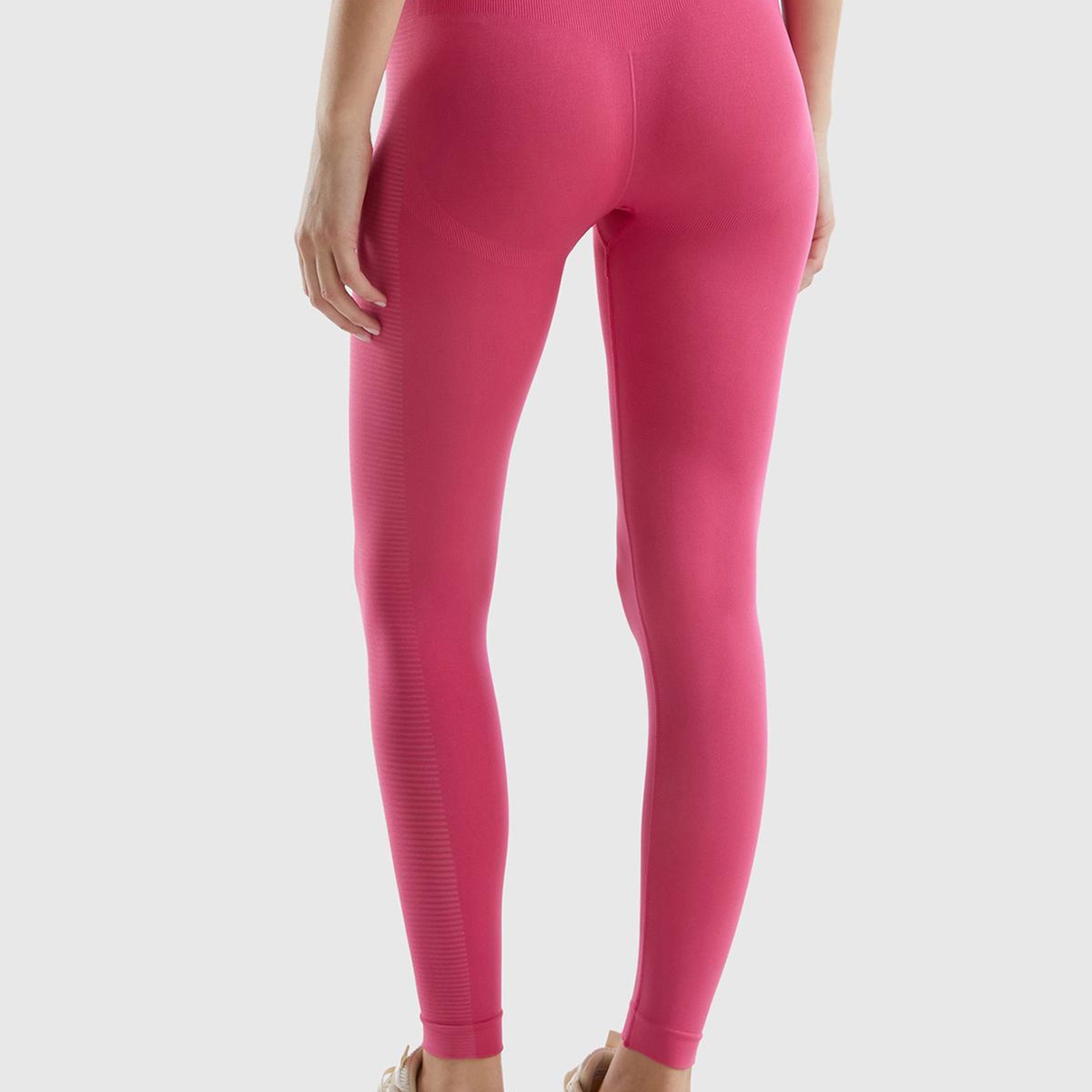 Kadın Fuşya Önü Logo İşlemeli Push-Up Sporcu Taytı