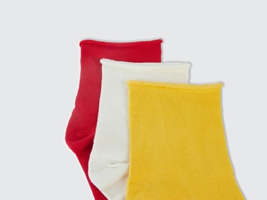  Kadın Kırmızı Mix Pamuk Karışımlı Renkli 3'lü Kısa Çorap Seti