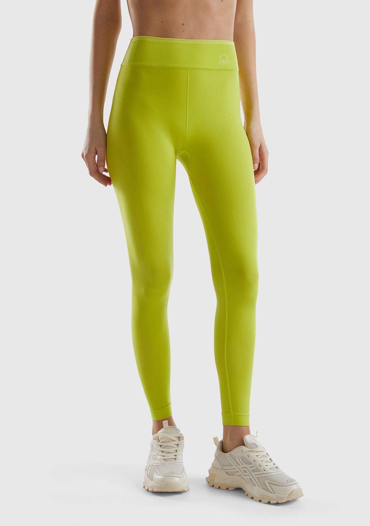  Kadın Neon Yeşil Önü Logo İşlemeli Push-Up Sporcu Taytı