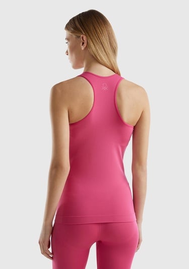  Kadın Fuşya Arkası Logo İşlemeli Askı Detaylı Destekli Sporcu Üst