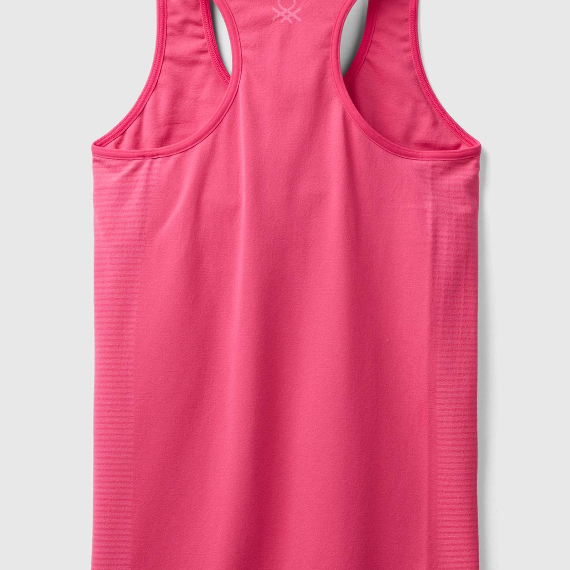 Kadın Fuşya Arkası Logo İşlemeli Askı Detaylı Destekli Sporcu Üst