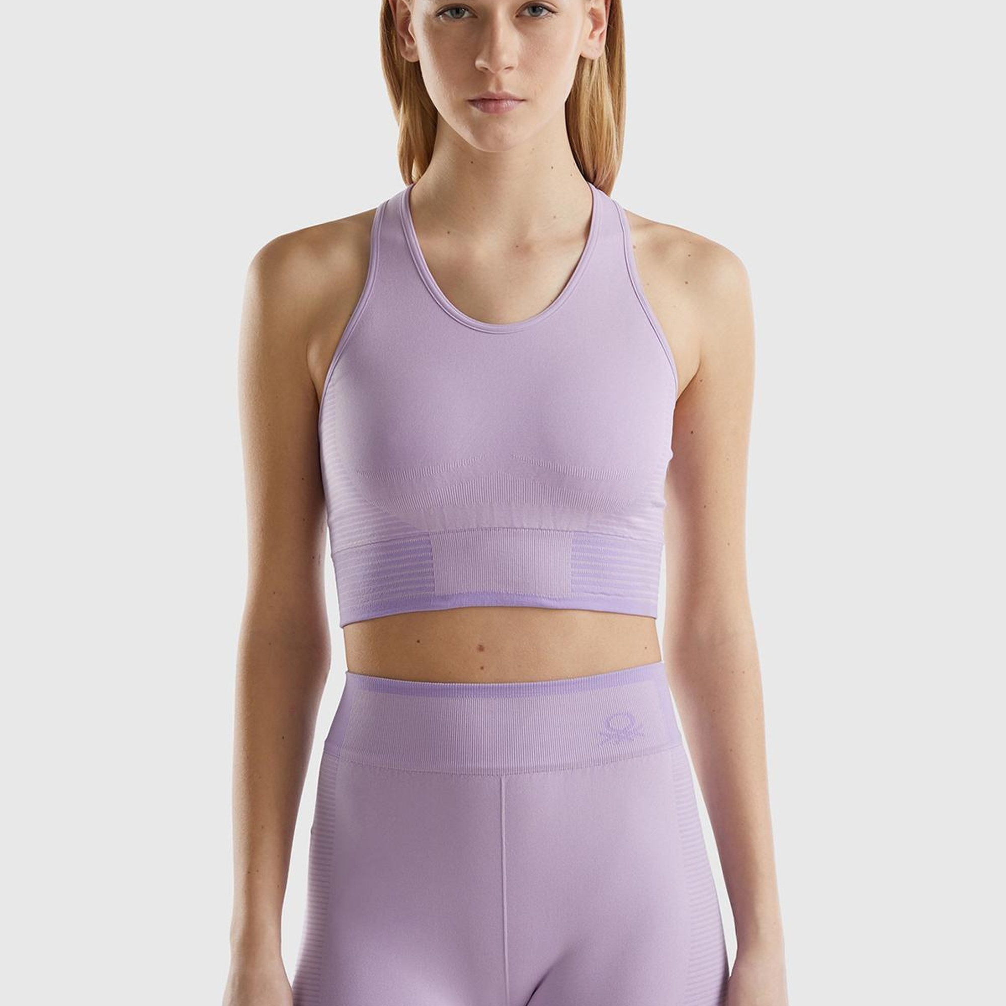 Kadın Lila Arkası Logo İşlemeli Askı Detaylı Destekli Sporcu Crop Üst