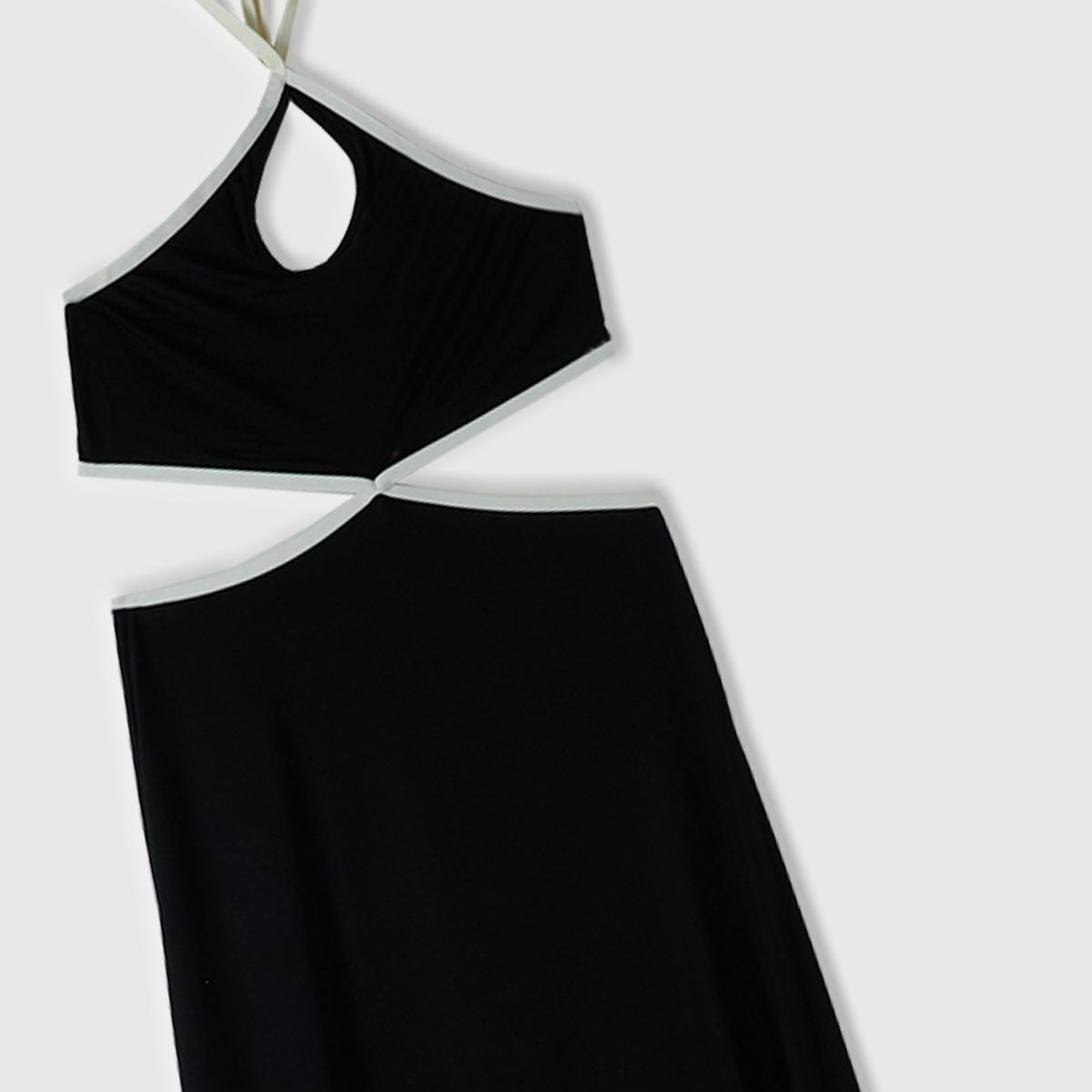 Kadın Siyah %100 Viskoz Sırt Dekolteki Boyundan Bağlamalı Elbise