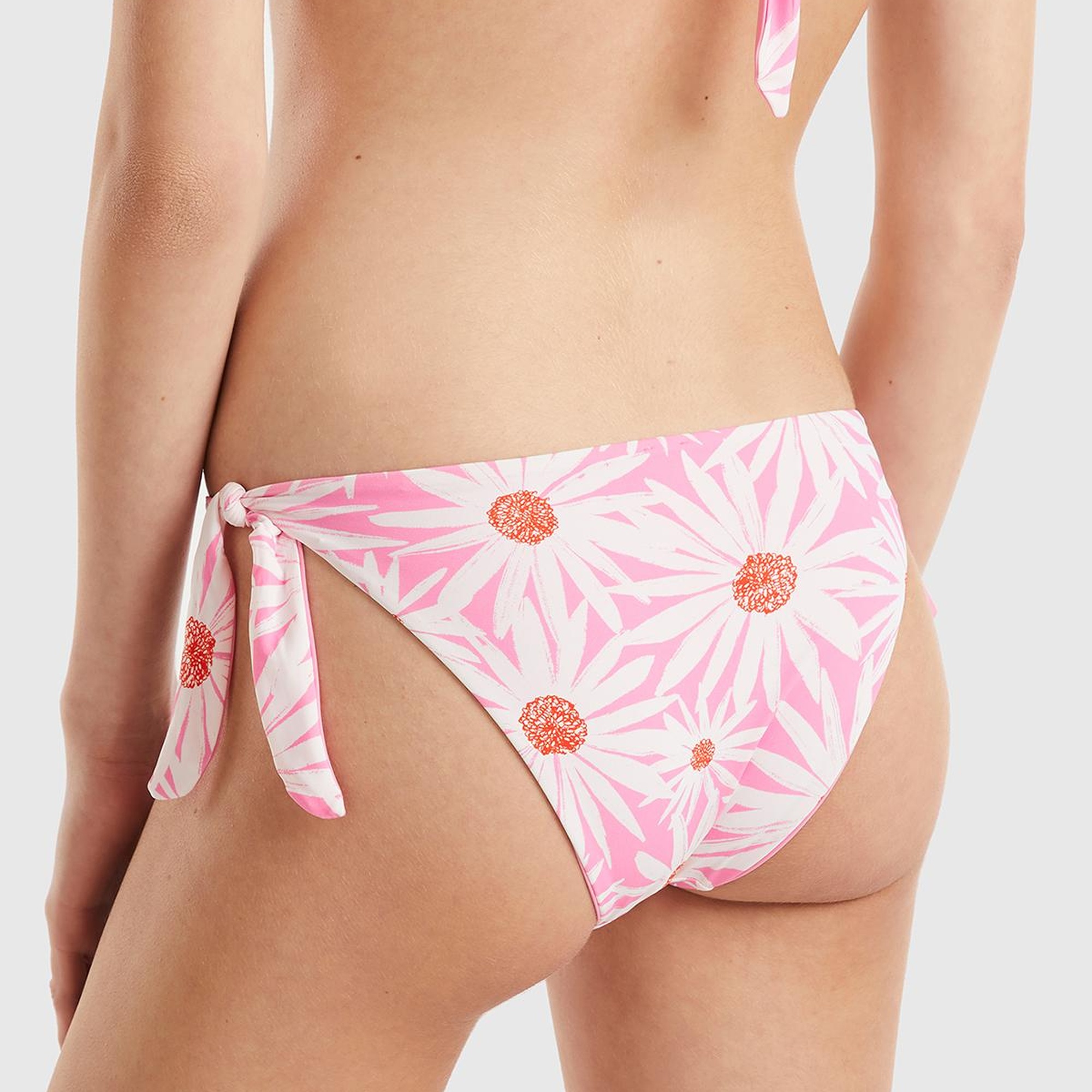 Kadın Pembe Mix Tamamı Desenli Kenardan Bağlamalı Klasik Kesim Bikini Altı