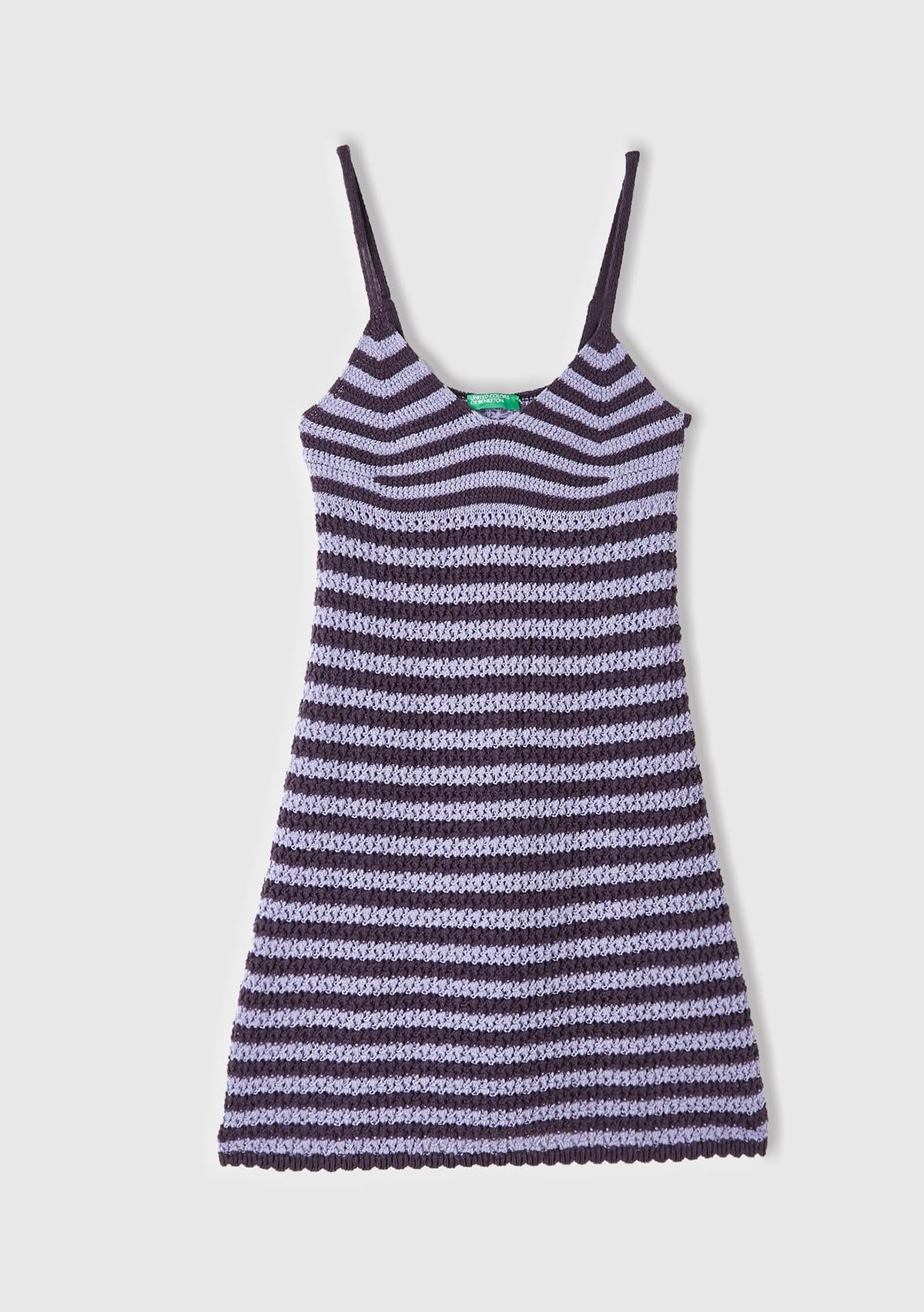  Kadın Mix Pamuk Karışımlı Tamamı Desenli V Yaka Askılı Elbise