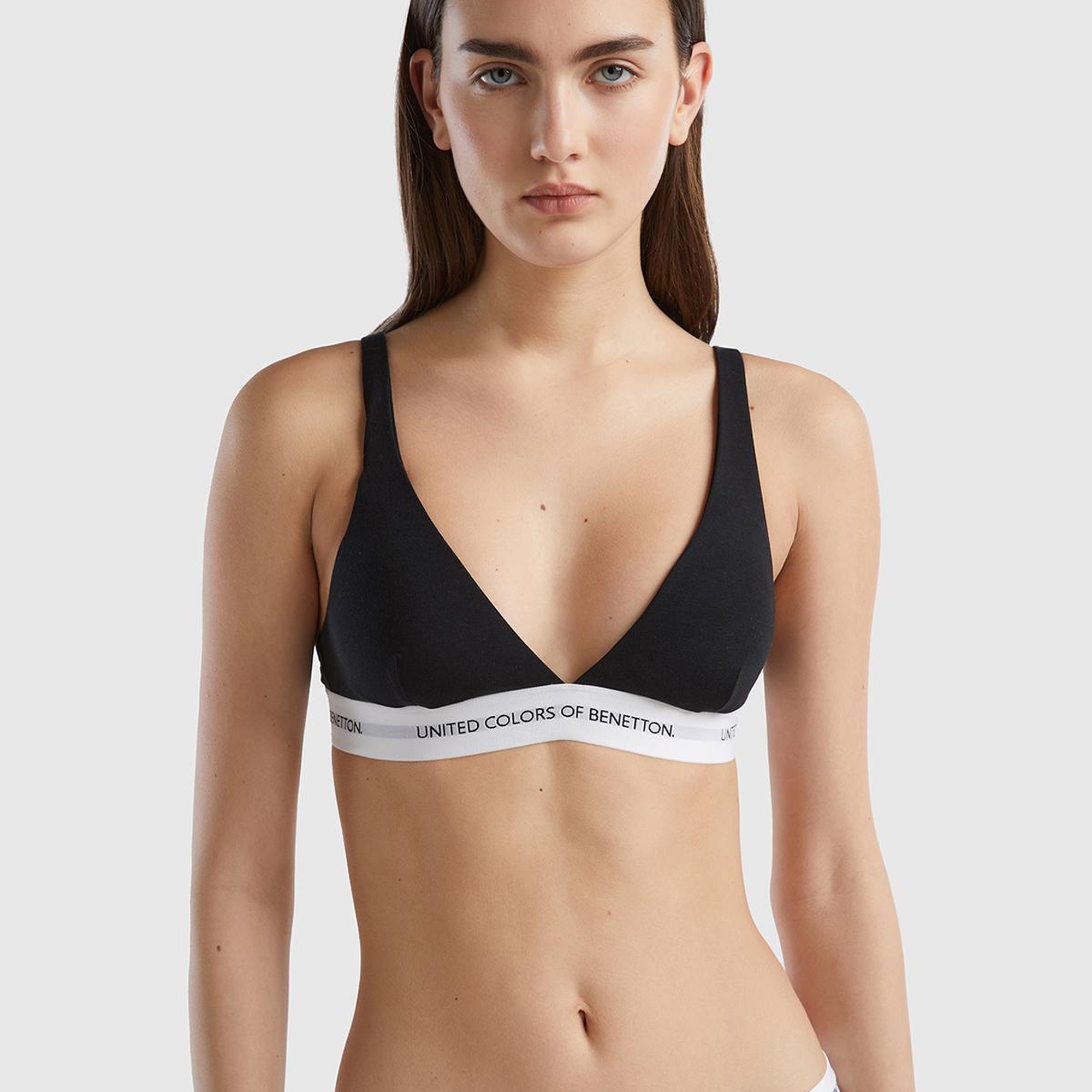 Kadın Siyah Pamuk Karışımlı Göğüs Altı Parlak Logo Baskılı Üçgen Sütyen