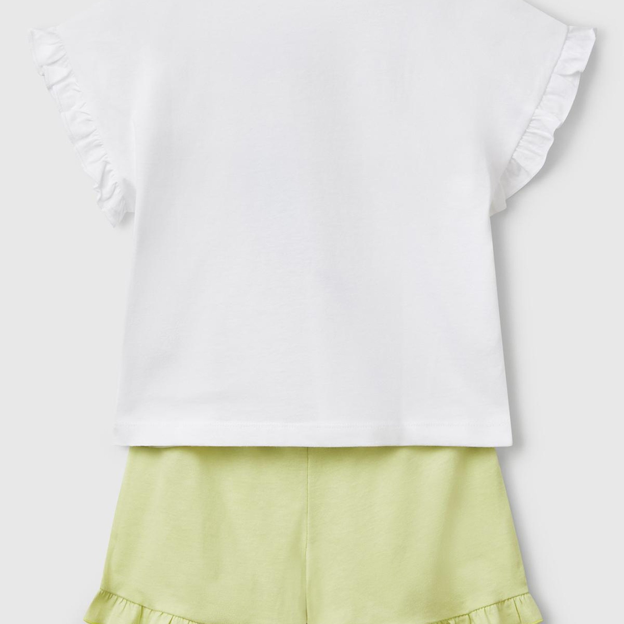 Kız Çocuk Beyaz Baskılı Kolu Fırfırlı T-Shirt ve Ucu Fırfırlı Şort Takım