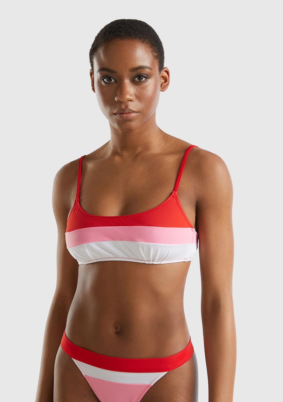  Kadın Kırmızı Mix Renk Bloklu Ayarlanabilir Askılı Bağlamalı Bikini Üstü