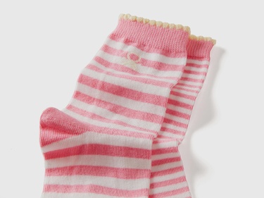  Erkek Çocuk Pembe Mix Üstü Logo İşlemeli Çizgili Soket Çorap