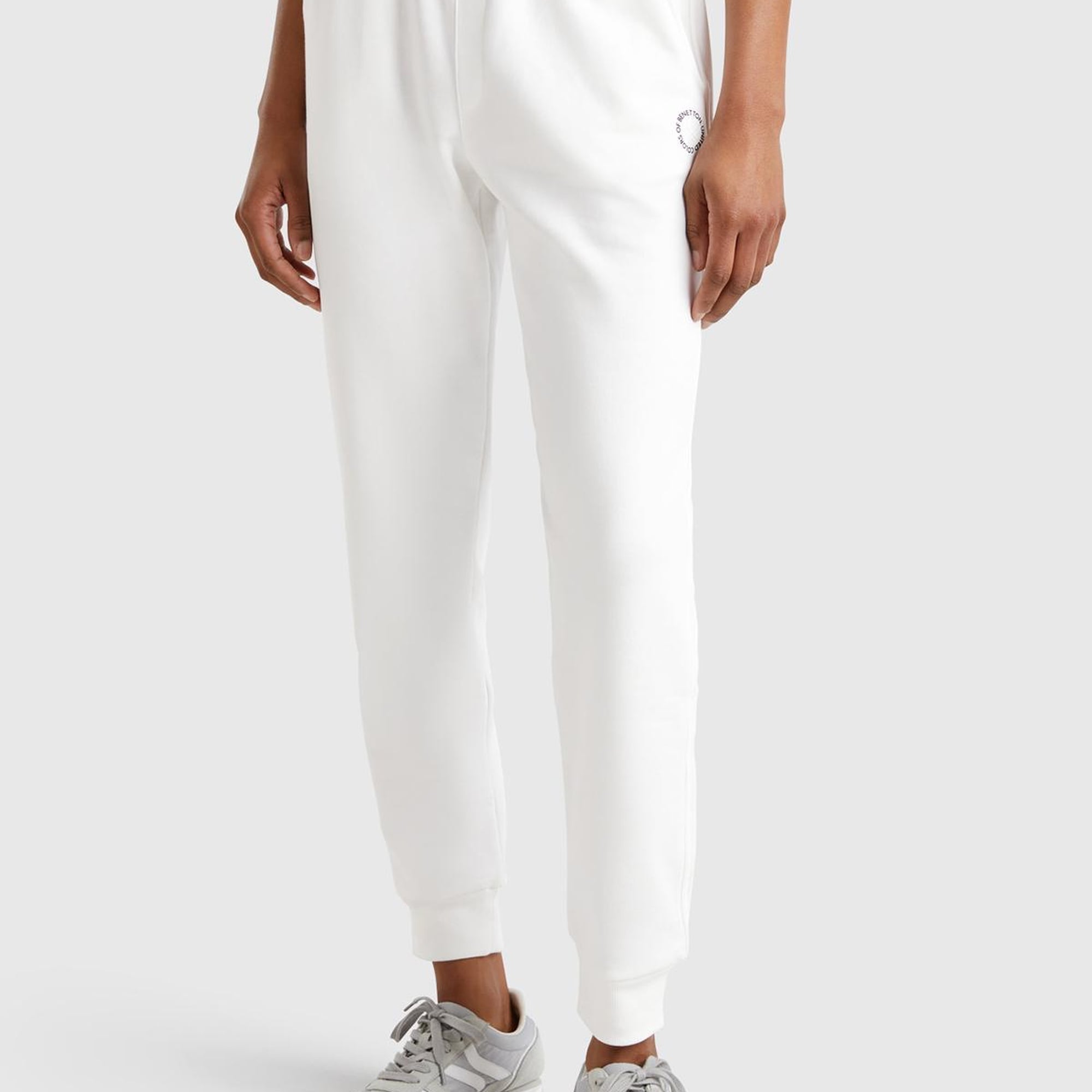 Kadın Beyaz Pamuk Karışımlı Logo Baskılı Beli Lastikli Jogger Eşofman Altı