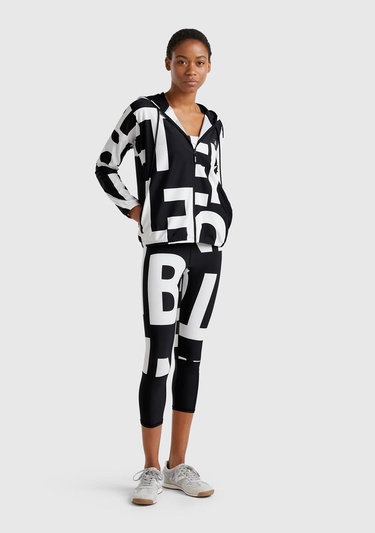  Kadın Siyah Yazı Desenli Önü Fermuarlı İp Detaylı Kapüşonlu Sweatshirt