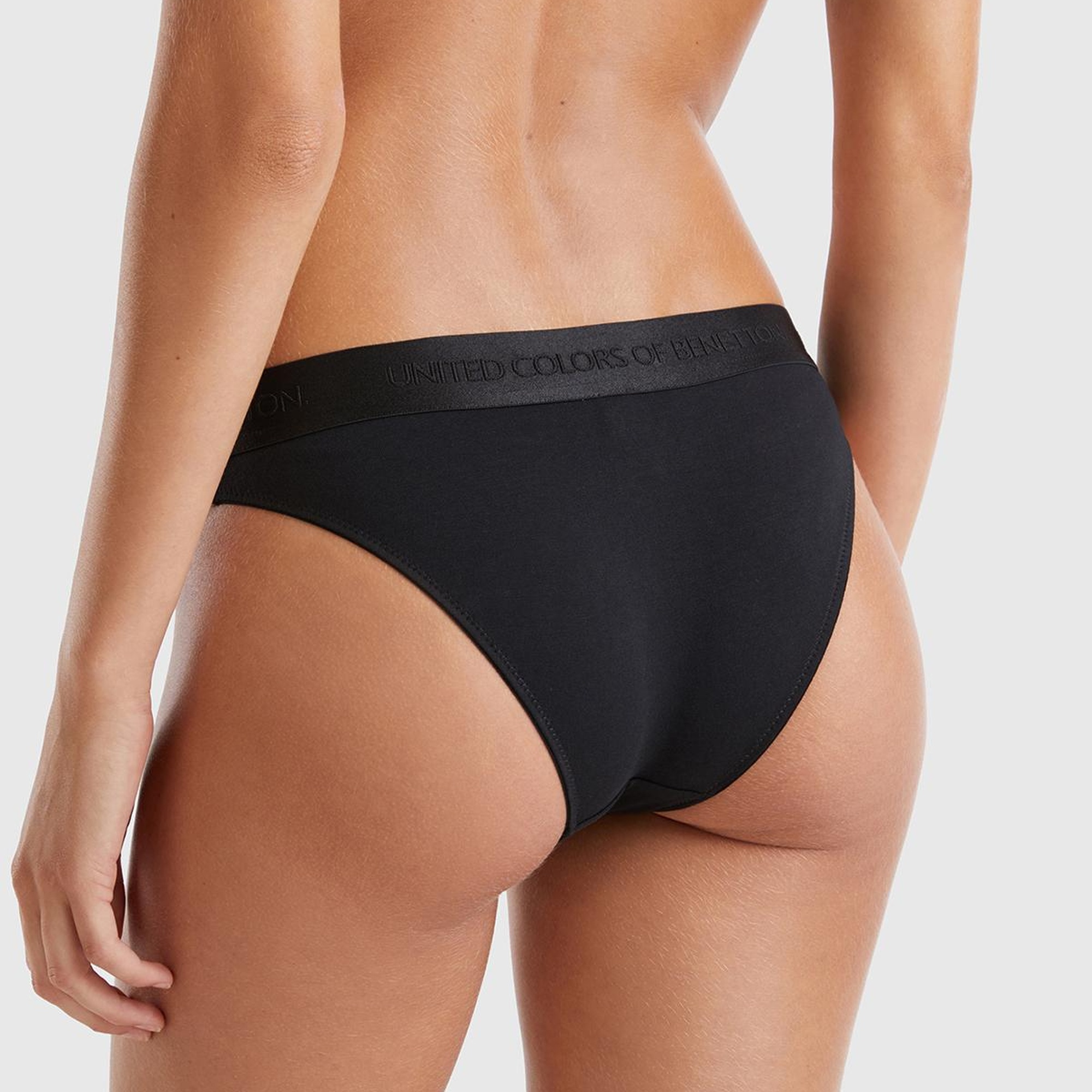 Kadın Siyah Pamuk Karışımlı Logo Bantlı Hipster Kesim Külot