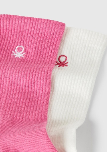  Erkek Çocuk Pembe-Beyaz Logo İşlemeli 2'li Uzun Soket Çorap Seti