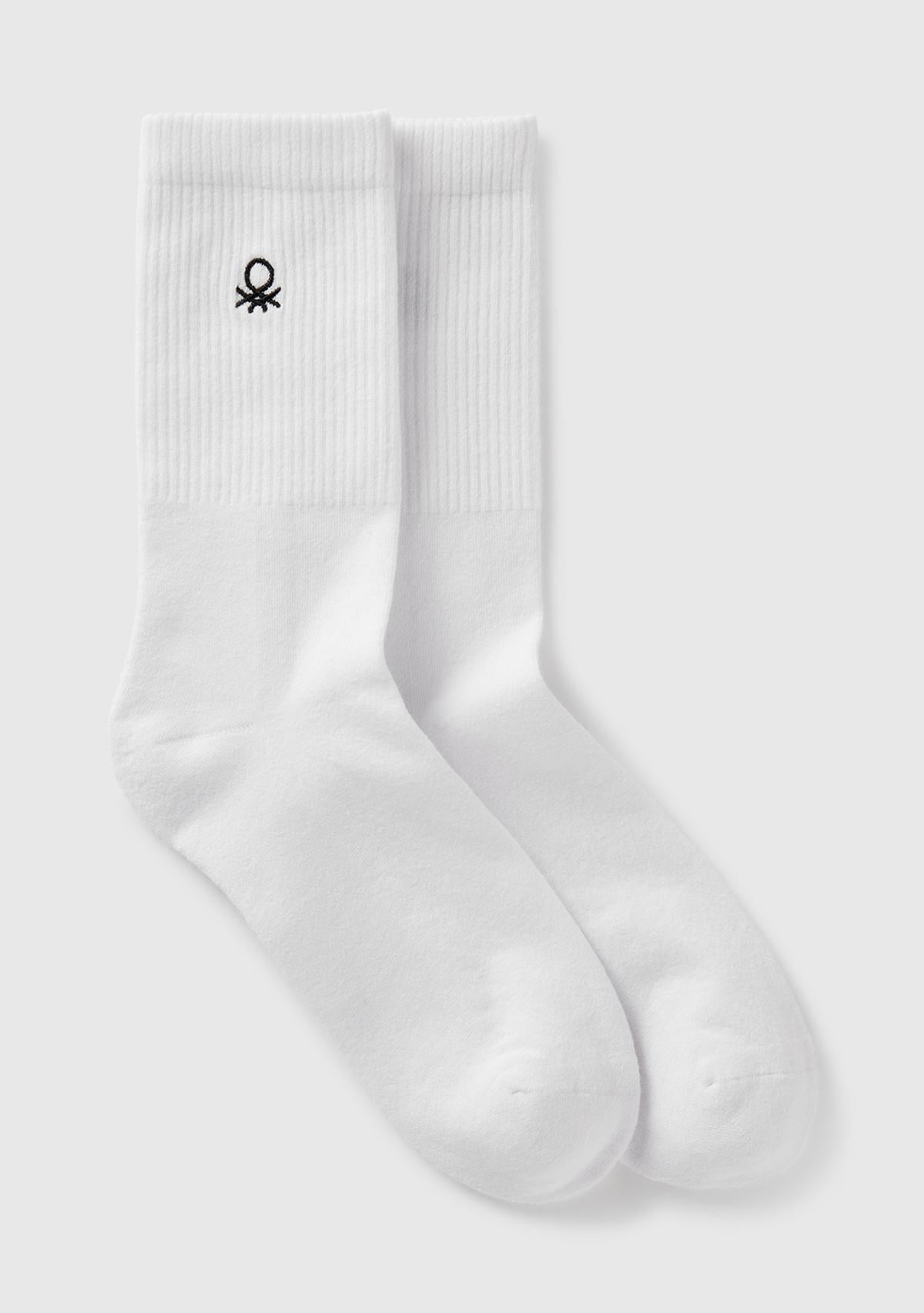  Unisex Beyaz Benetton Logolu Soket Çorap