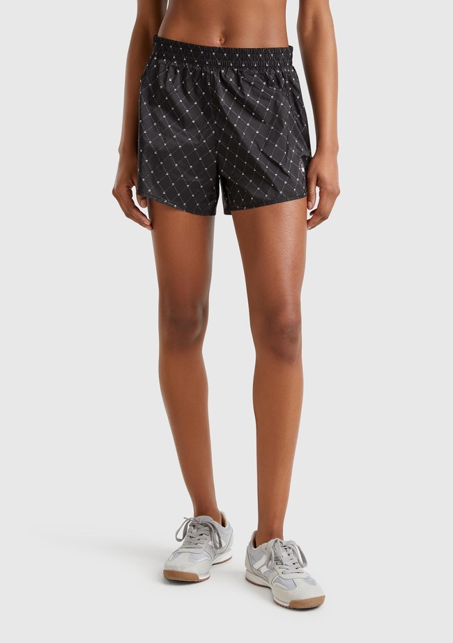  Kadın Siyah Desenli Beli Lastikli Wide Leg Şort