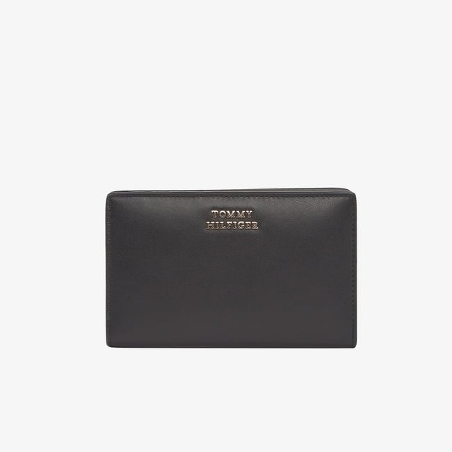  Tommy Hilfiger Leather Med Kadın Siyah Cüzdan