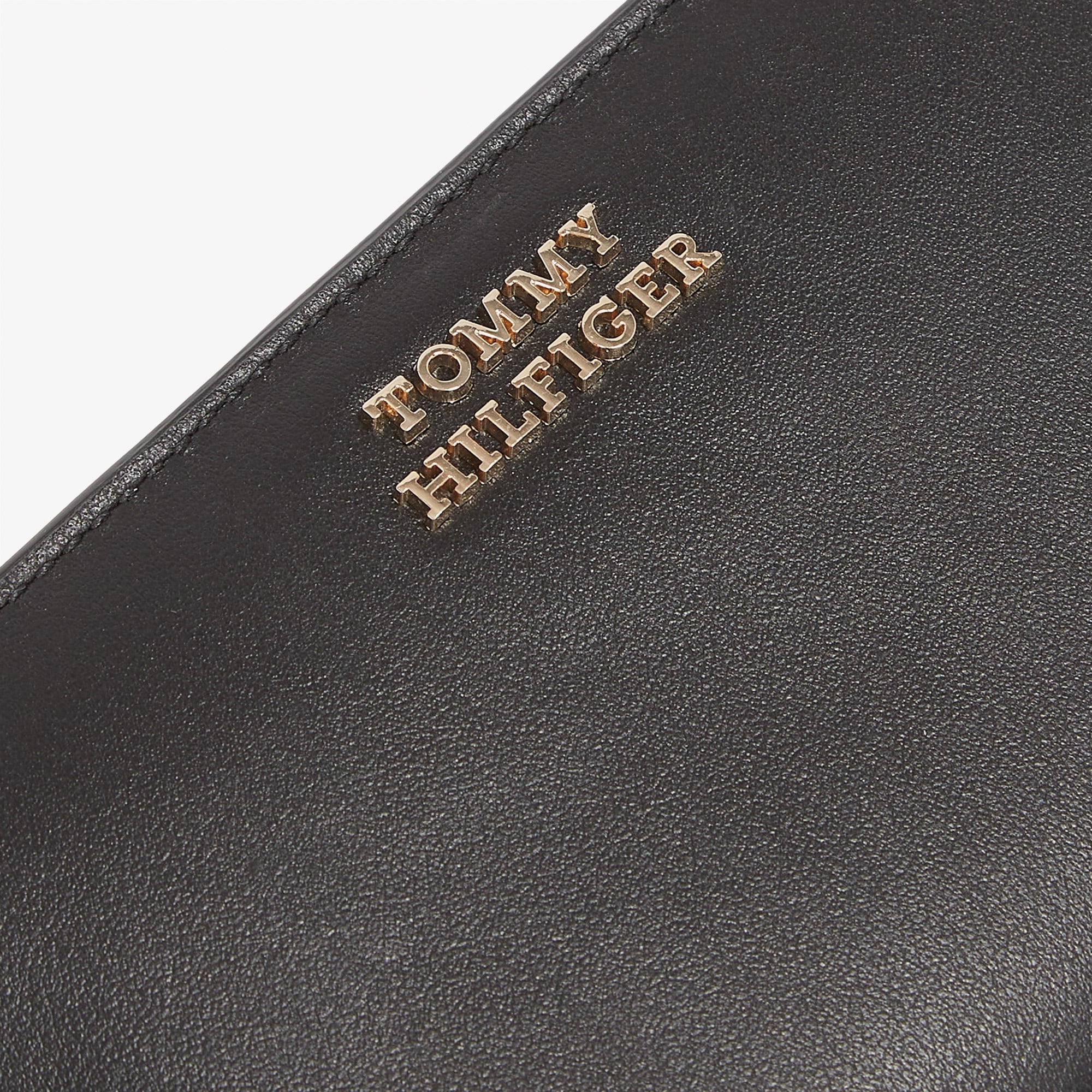 Tommy Hilfiger Leather Med Kadın Siyah Cüzdan