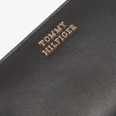  Tommy Hilfiger Leather Med Kadın Siyah Cüzdan