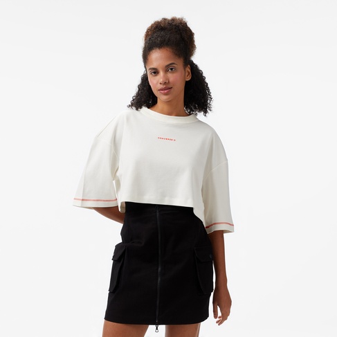  Converse Star Chevron Baskılı Kadın Beyaz T-Shirt