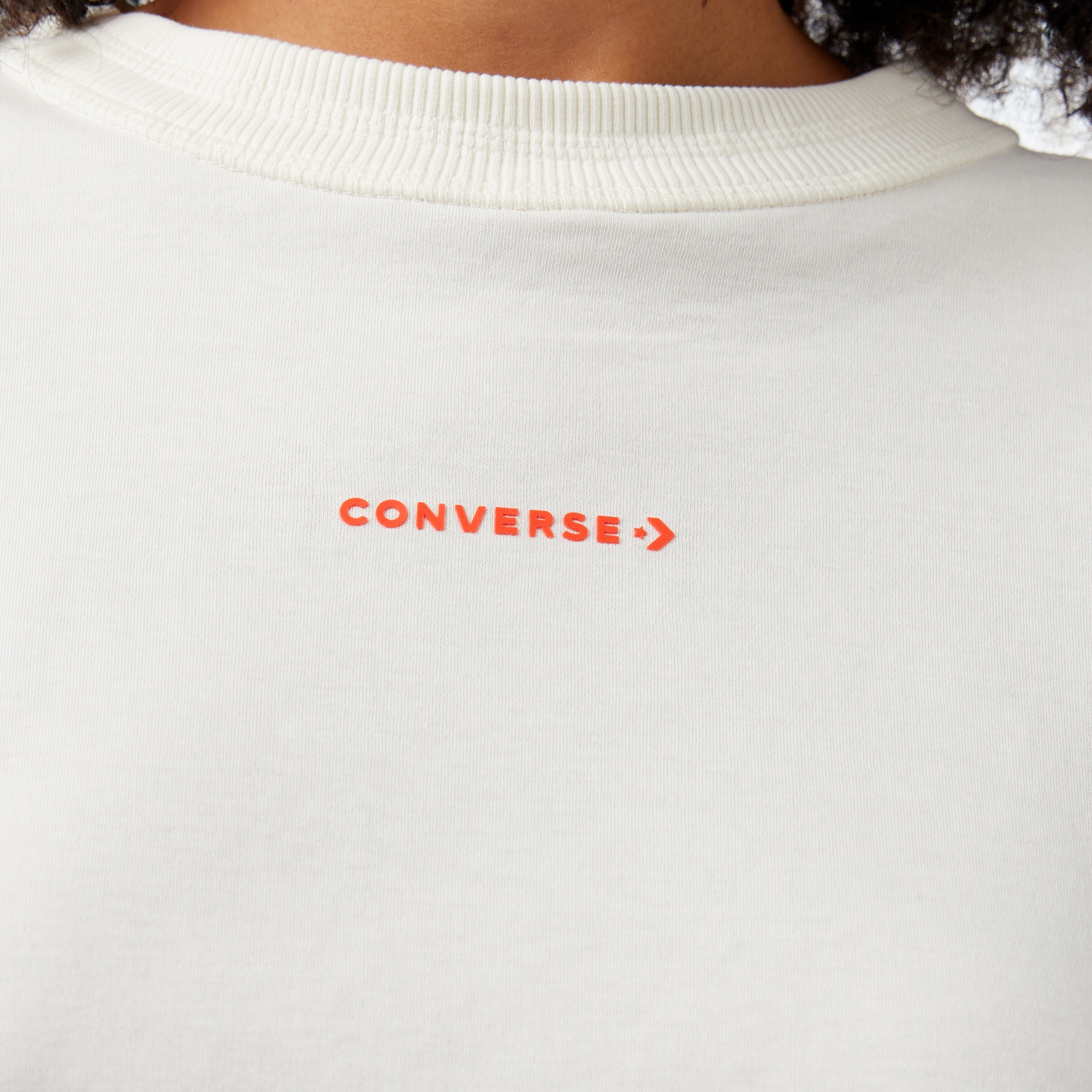 Converse Star Chevron Baskılı Kadın Beyaz T-Shirt