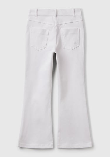  Kız Çocuk Beyaz Streç Kumaş Logo İşlemeli Kloş Pantolon