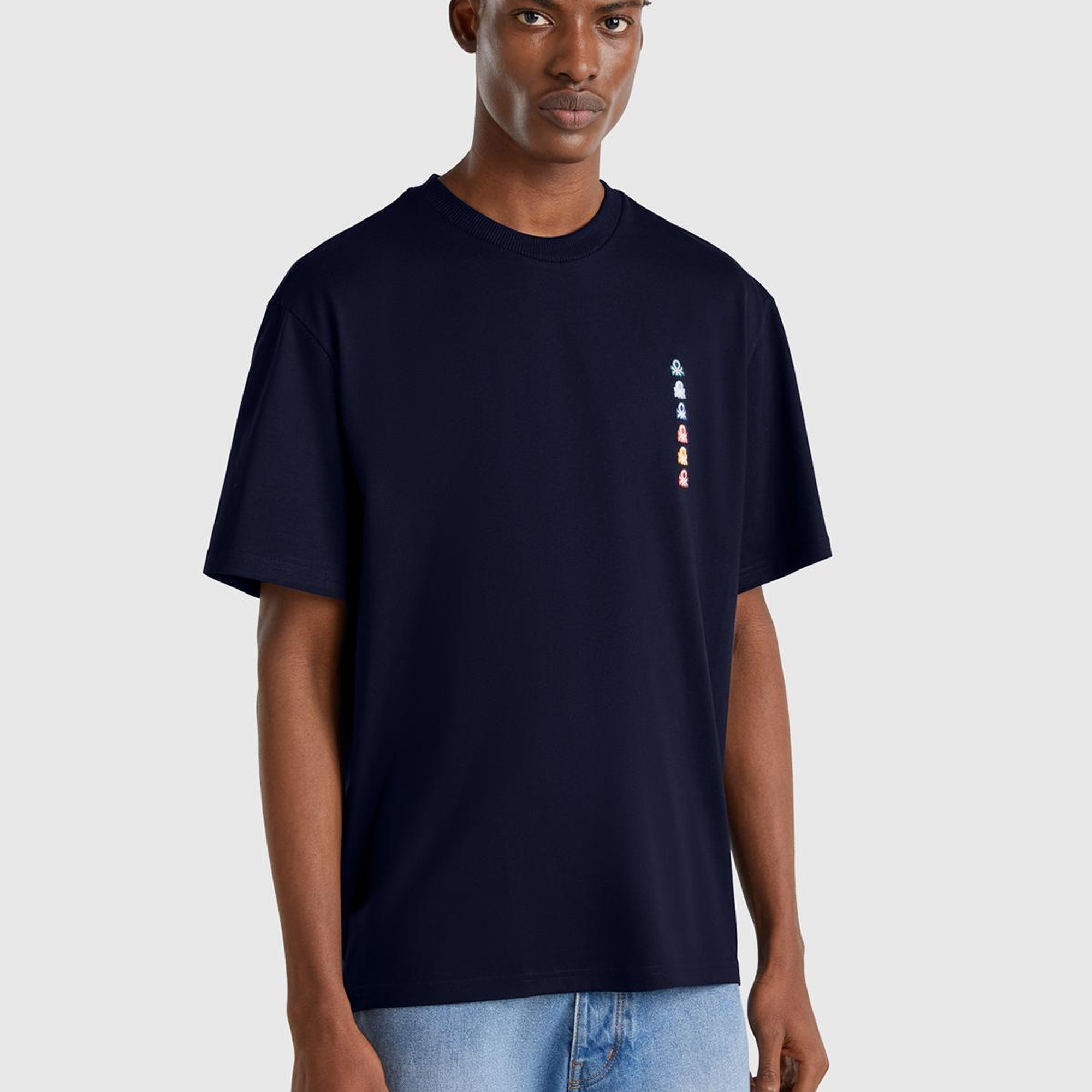 Erkek Lacivert %100 Pamuk Çok Renkli Logolu Oversize Bisiklet Yaka T-Shirt