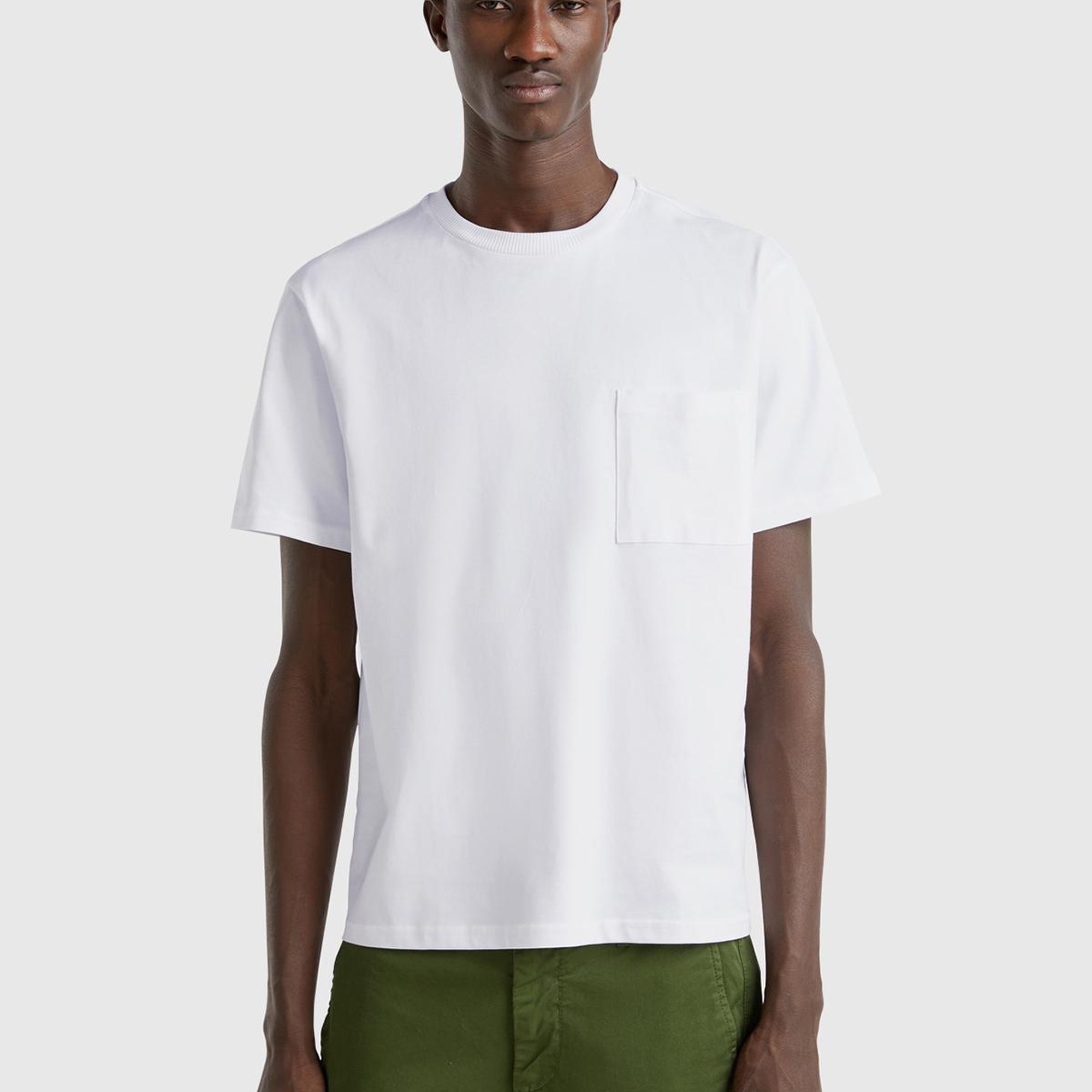 Erkek Beyaz %100 Pamuk Yama Cep Detaylı Oversize T-Shirt