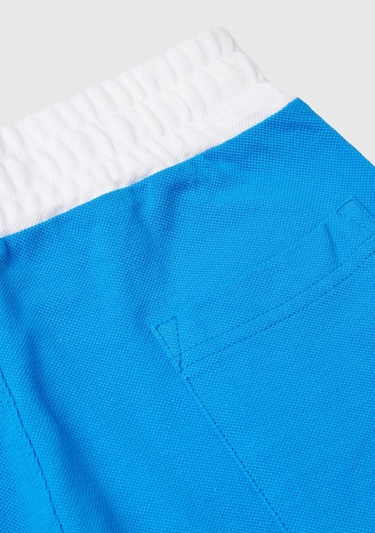  Erkek Çocuk Saks Mavi Beli Büzgülü ve Logo Baskılı Arkası Tek Cepli Pike Polo Şort