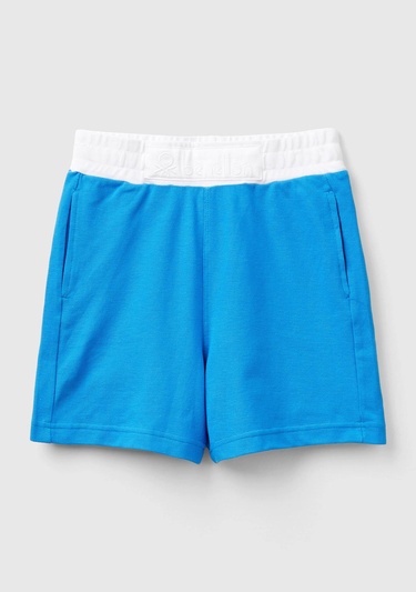  Erkek Çocuk Saks Mavi Beli Büzgülü ve Logo Baskılı Arkası Tek Cepli Pike Polo Şort