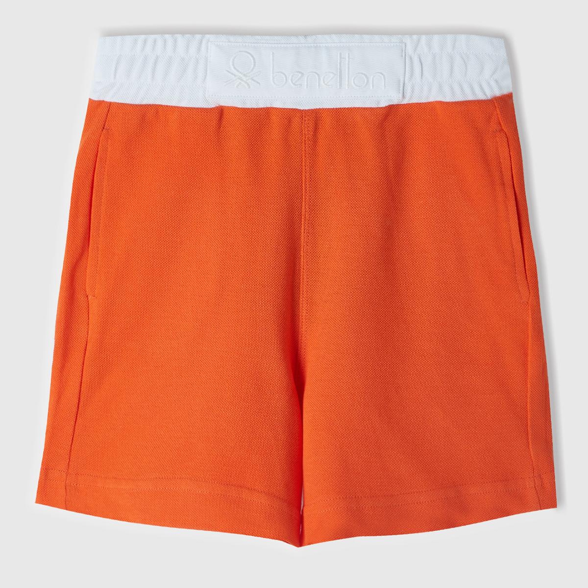 Erkek Çocuk Turuncu Beli Büzgülü ve Logo Baskılı Arkası Tek Cepli Pike Polo Şort