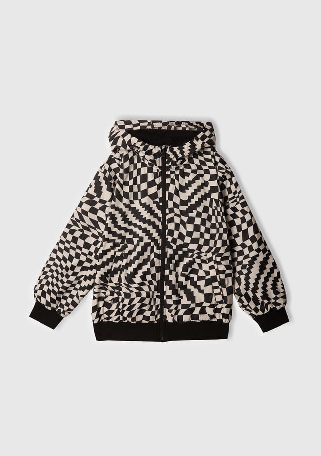  Erkek Çocuk Siyah Kolu Logo İşlemeli Fermuarlı Kapüşonlu Yağmurluk