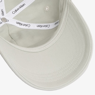  Calvin Klein Graphic Logo Erkek Krem Şapka