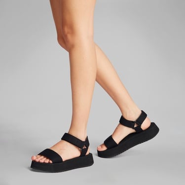  Calvin Klein Velcro Webbing Kadın Siyah Sandalet