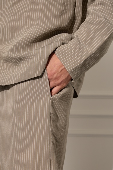  Beli Lastikli Çizgili Pantolon