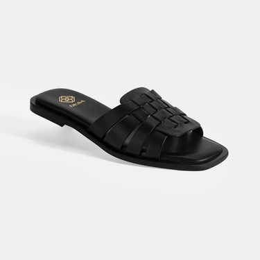  Kadın Siyah Deri Terlik