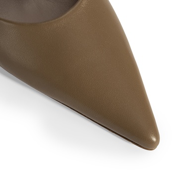  Kadın Kahve Topuklu Deri Terlik