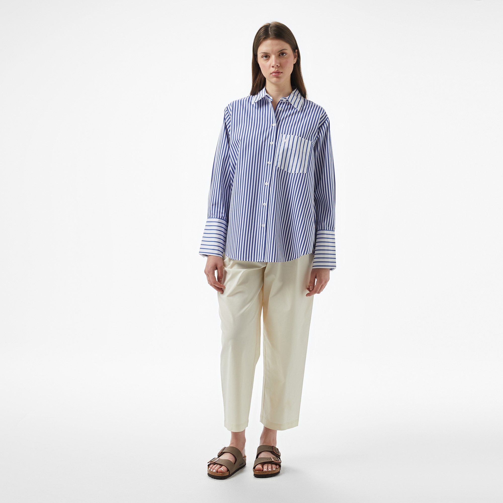 Brooks Brothers %100 Pamuk Kontrast Çizgi Manşetli Oversize Kadın Lacivert Gömlek