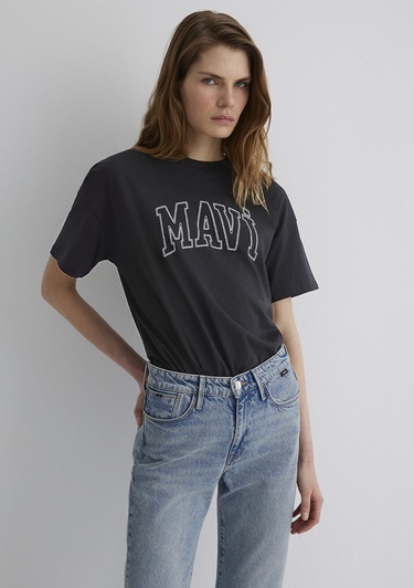  Mavi Mavi Logo Baskılı Siyah Tişört Regular Fit / Normal Kesim 1611193-900