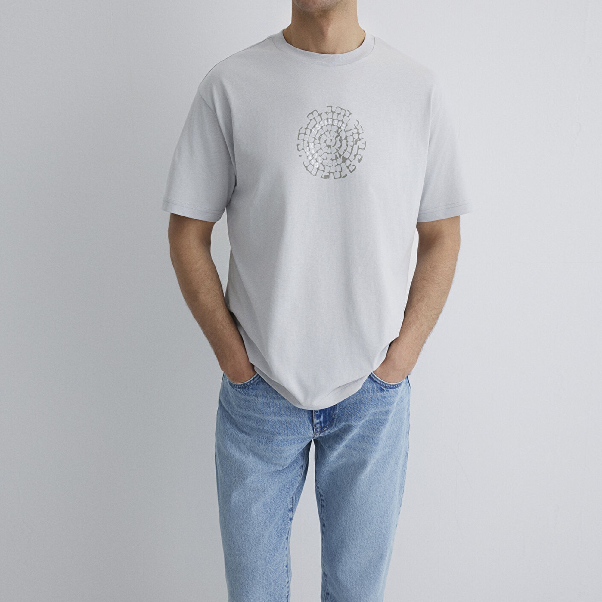 Mavi İstanbul Baskılı Gri Tişört Loose Fit / Bol Rahat Kesim 0612996-70075